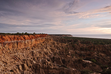 安哥拉安博因港灣機(jī)場(chǎng)三字代碼(PBN),安博因港灣機(jī)場(chǎng)(Porto Amboim airport)四字碼,安哥拉機(jī)場(chǎng)三字碼查詢(xún)